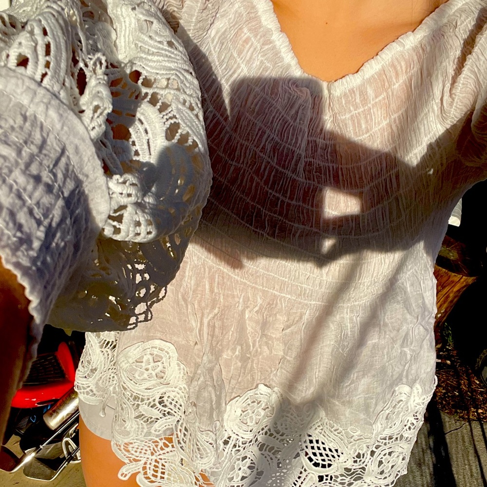 Pretty flowy long sleeve top